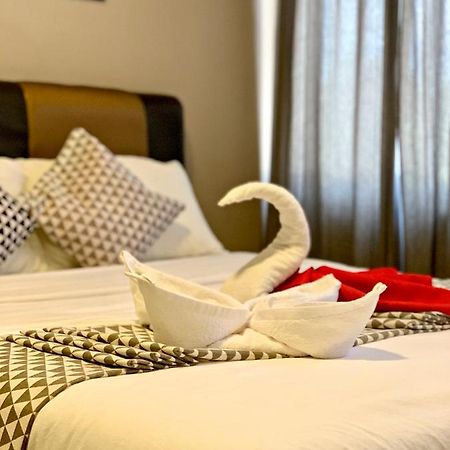 Hotel Pengkalan Dua à Malacca Extérieur photo