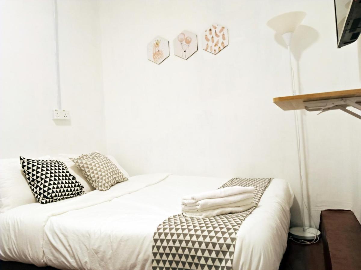 Hotel Pengkalan Dua à Malacca Extérieur photo